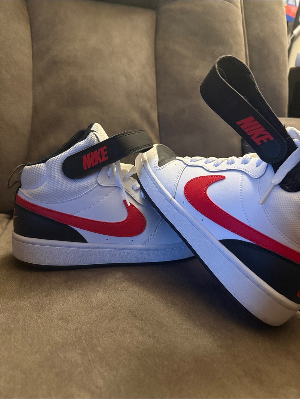 Nike Men's White, Red & Black Mid-Top Sneakers